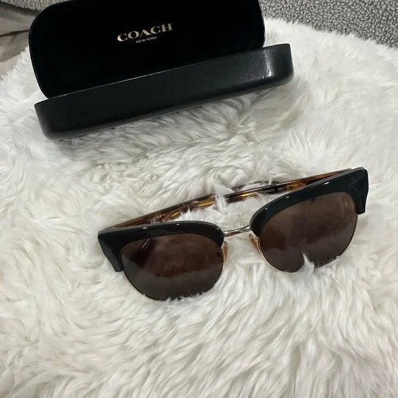 Coach | Accessories | Coach Black And Tan Womens Sunglasses  display picture 2